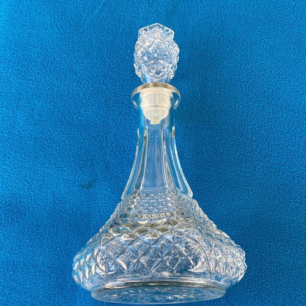 Anchor Hocking Decanter With Stopper Vintage